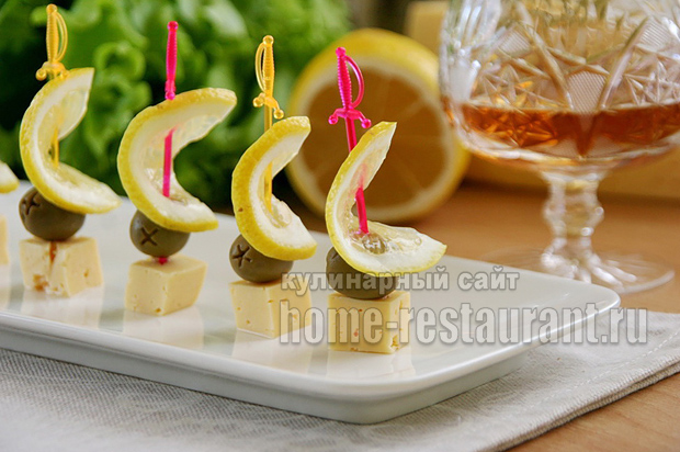Канапе с сыром и оливками фото 13