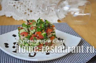 Salat iz tuntsa konservirovannogo retsept klassicheskij 5