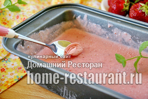 Клубничное мороженое со сгущенкой фото_9