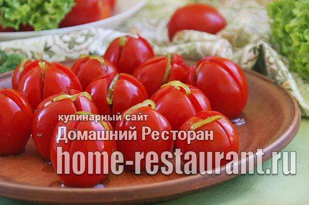 Малосольные помидоры с чесноком и зеленью фото_07