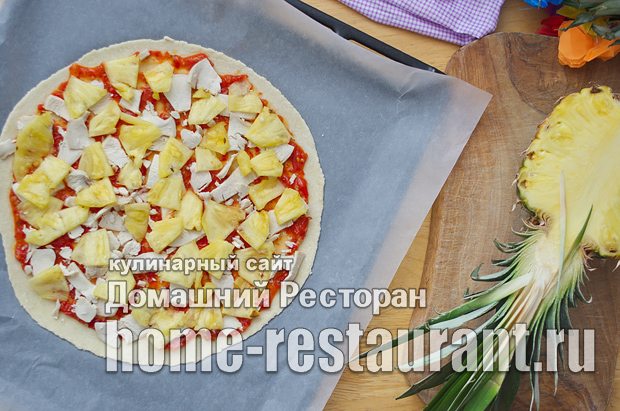 Гавайская пицца с курицей и ананасом в духовке - рецепты в домашних условиях
